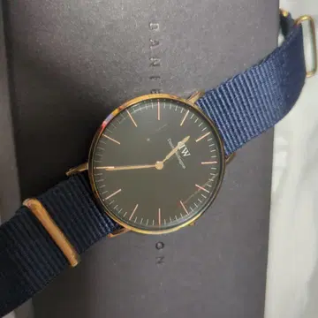 [ 미사용품 ] 가격 인하 DanielWellington 손목시계