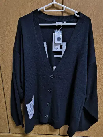 니코앤드 make stuff be with M 블랙 가디건 M 사이즈