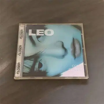 LEO CLOSER COME CLOSER
