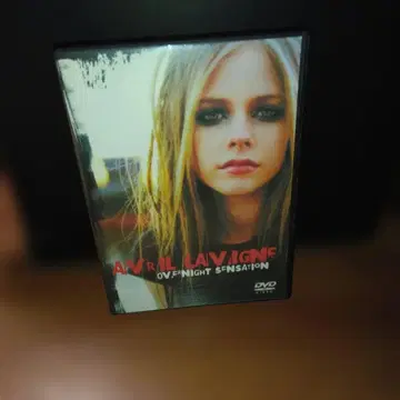 Avril Lavigne OVERNIGHT SENSATION DVD