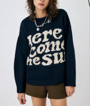 MOUSSY LETTERED 니트 스웨터 네이비