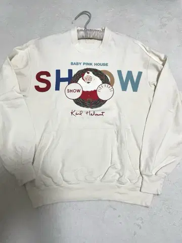 칼 헬무트 산타 프린트 트레이닝복