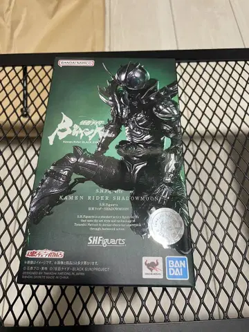 S.H.Figuarts 섀도우 문 (black sun)