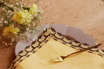 치카자와 레이스 후쿠사야 카스테라 손수건 페이러 콜라보