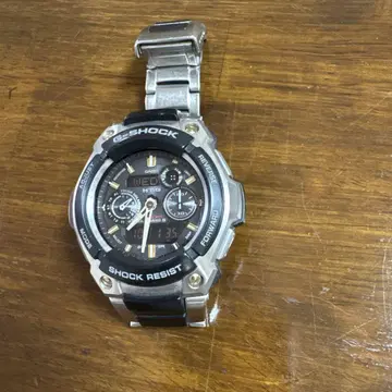 G-SHOCK MTG-1500 정크 블랙/실버 시계