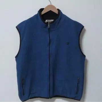 챔피온 플리스 베스트 L 블루 Champion 자수 J206