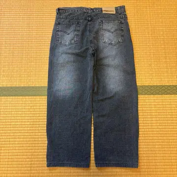 다크 블루 스트레이트 데님 팬츠
