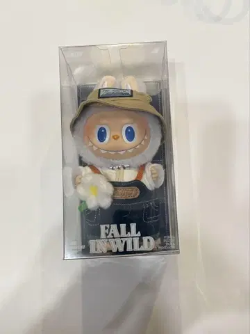 POP MART FALL IN WILD 러브브