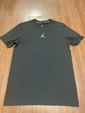 Jordan 블랙 T셔츠 S사이즈
