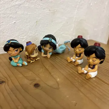 디즈니 알라딘 피규어