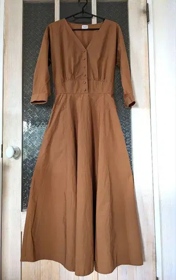 어반 리서치 도어스 롱 원피스 브라운 M