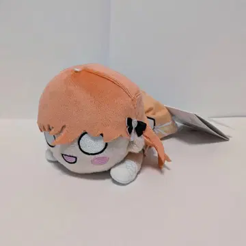 하스노소라 히노시타 카호 누워있는 봉제 인형