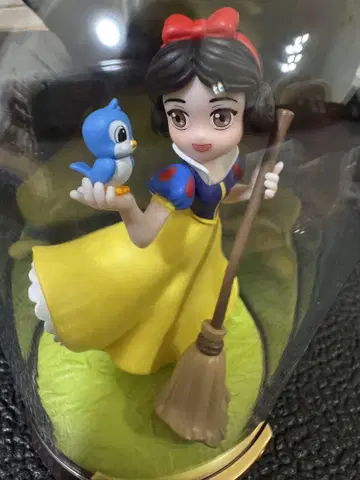 백설공주 피규어 POPMART 팝마트 크리에이트 유어 월드