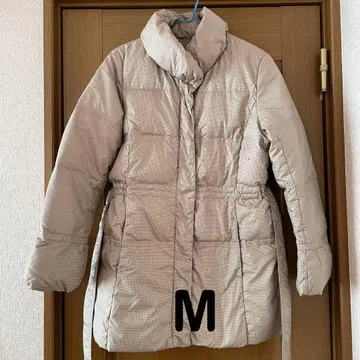 다운 자켓 허리 벨트 포함 M 사이즈