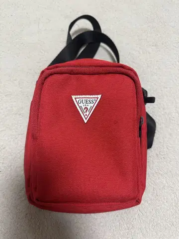GUESS 숄더백 빨간색