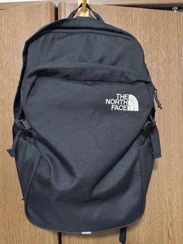THE NORTH FACE 블랙 백팩