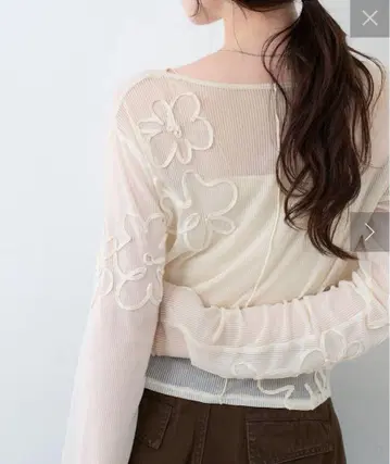 [ kastane ] 플라워 코드 자수 시어 TOPS