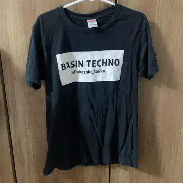 오카자키 타이이쿠 BASIN TECHNO 블랙 티셔츠 M 사이즈