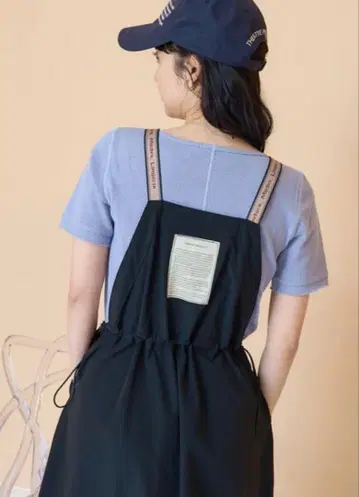 시어터 프로덕츠 나일론 자카드 테이프 원피스 당일 발송