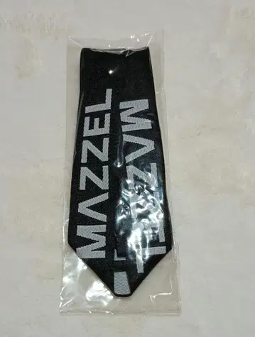 MAZZEL 로고 넥스트랩