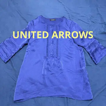 UNITED ARROWS 블라우스 새상품급!!