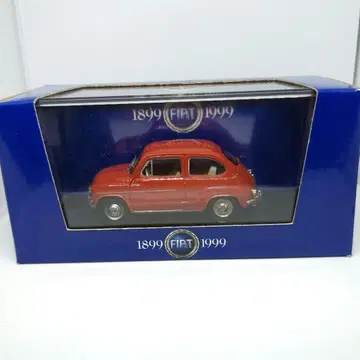 1:43 브룸 피아트 600D 세단 1960 레드 로쏘