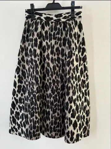 [미사용 새상품] 에스트네이션 ESTNATION 레오파드 스커트 S