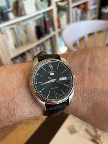극히 레어한 다크 그린 다이얼 SEIKO 5 SNXA21 자동 와인딩