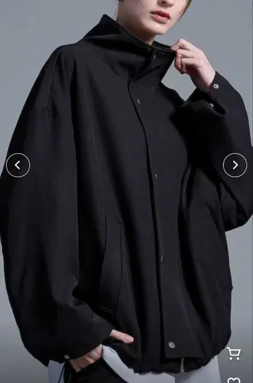 LOOSE 드레이프 모드 하이넥 스탠드 모즈 블루종 (블랙)