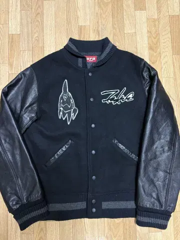 Futura 2000 퓨처라 바시티 자켓
