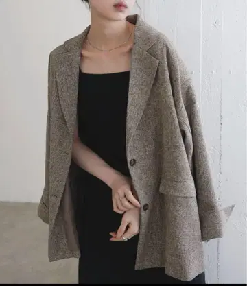 [ 새상품급 ] 썸머 트위드 테일러드 자켓 LIAN 브라운 완판템