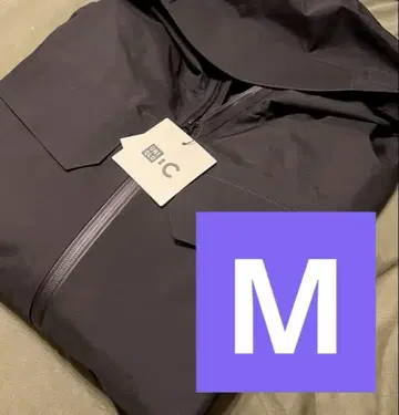 미사용 새상품 25AW 유니클로C 블록 테크 파카 블랙 M 사이즈