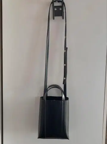 새상품급 zucca 주카 블랙 숄더백