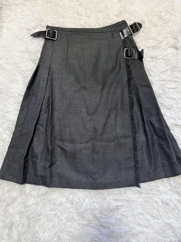 오닐 오브 더블린 무릎 기장 스커트 퀼트 스커트 소가죽 그레이 S
