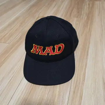 MAD 매거진 캡 스냅백 MAD magazine cap