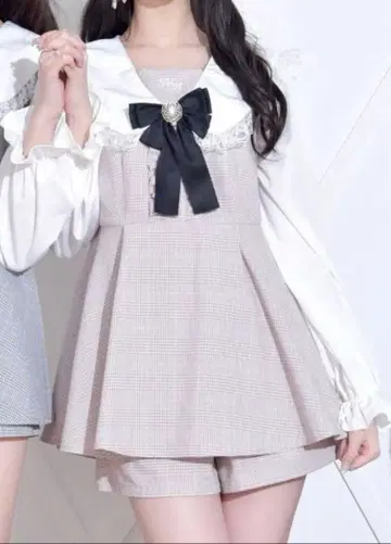 노에미 NOEMIE 트윌 세일러 셋업