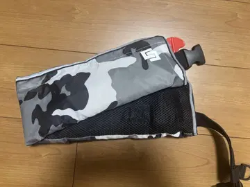 카모플라쥬 디자인 구명 조끼