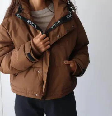RVCA 다운 자켓 숏 기장 브라운 오버 사이즈 S 상당