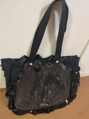 자카마트 이타백 A4 블랙 프릴 토트