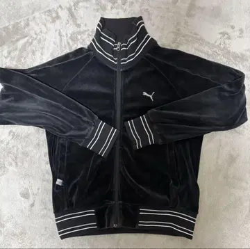 PUMA 벨벳 저지 블랙