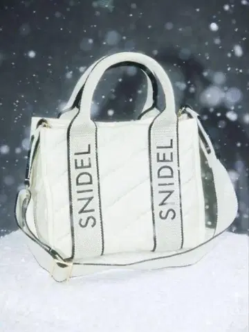 SNIDEL 퀼팅 로고 백