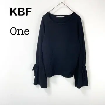 [KBF] KBF 긴팔 상의 니트 원단 소매 프릴 블랙 계열 귀여움