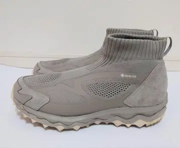 Mizuno GORE-TEX 그레이 하이컷 스니커즈 28.5cm