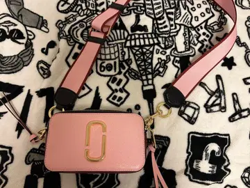 MARC JACOBS 카메라백 핑크