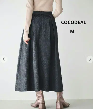 새상품급 COCODEAL 코코딜 자카드 볼륨 스커트 블랙 이번 시즌 신상