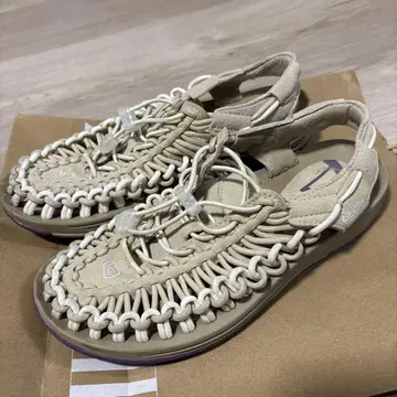 KEEN (베이지) 여성용 샌들