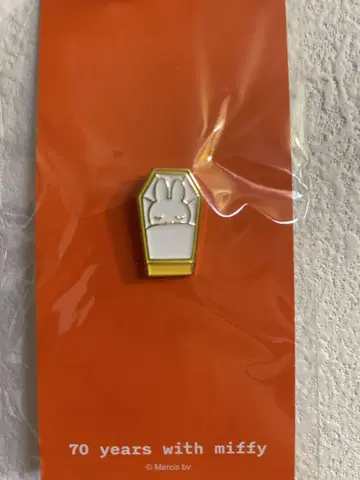 미피 전시 70주년 기념 한정판 핀즈/핀 배지