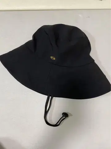 mite [ 나루세 아이리 씨 콜라보 ] 블랙 반영구 UV 컷 햇