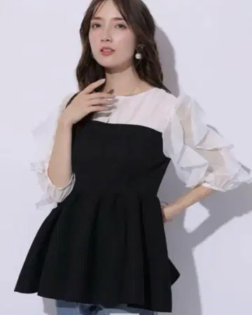 아푸와이저 리셰 베어 뷔스티에 도킹 튜닉