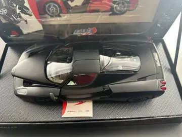 ENZO FERRARI MAT BLACK 1/18 BBR